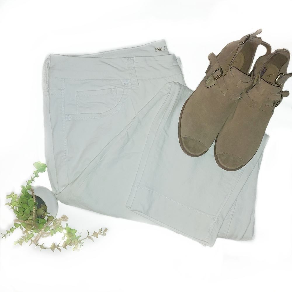 Melissa McCarthy 7 seven white cropped jea…